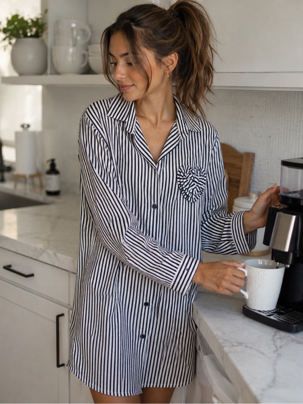 Kate Spade Black & White Sleep Shirt Sleep Gown Heart Accent